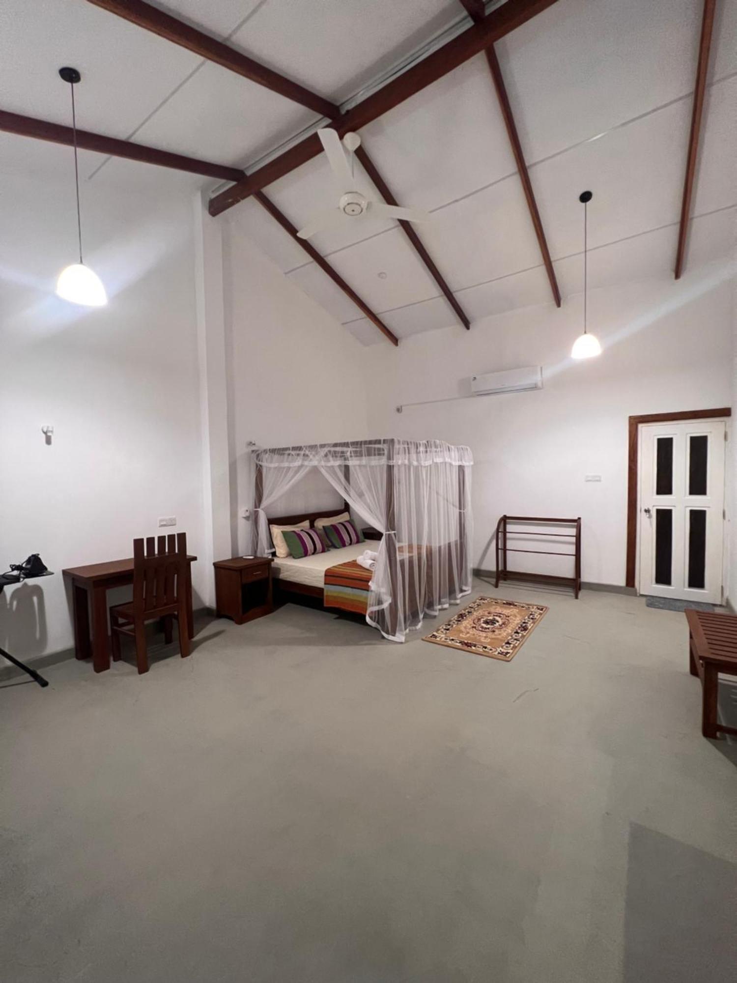 Tembo Luxury Suites Nochchiyagama Exterior photo