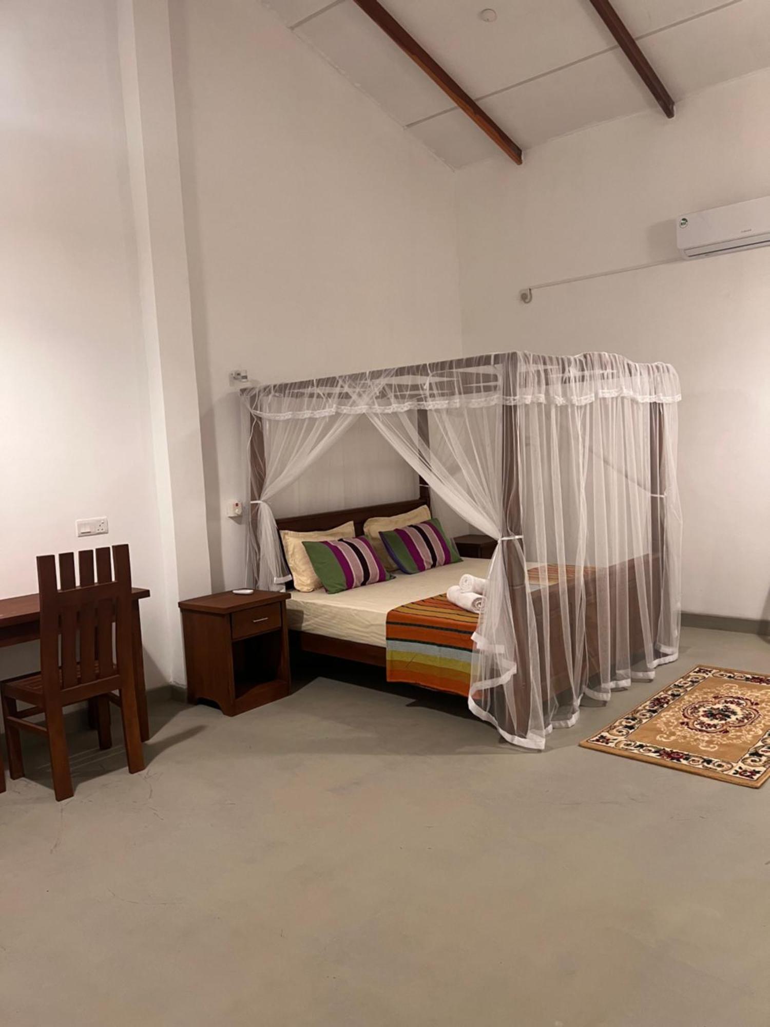 Tembo Luxury Suites Nochchiyagama Exterior photo